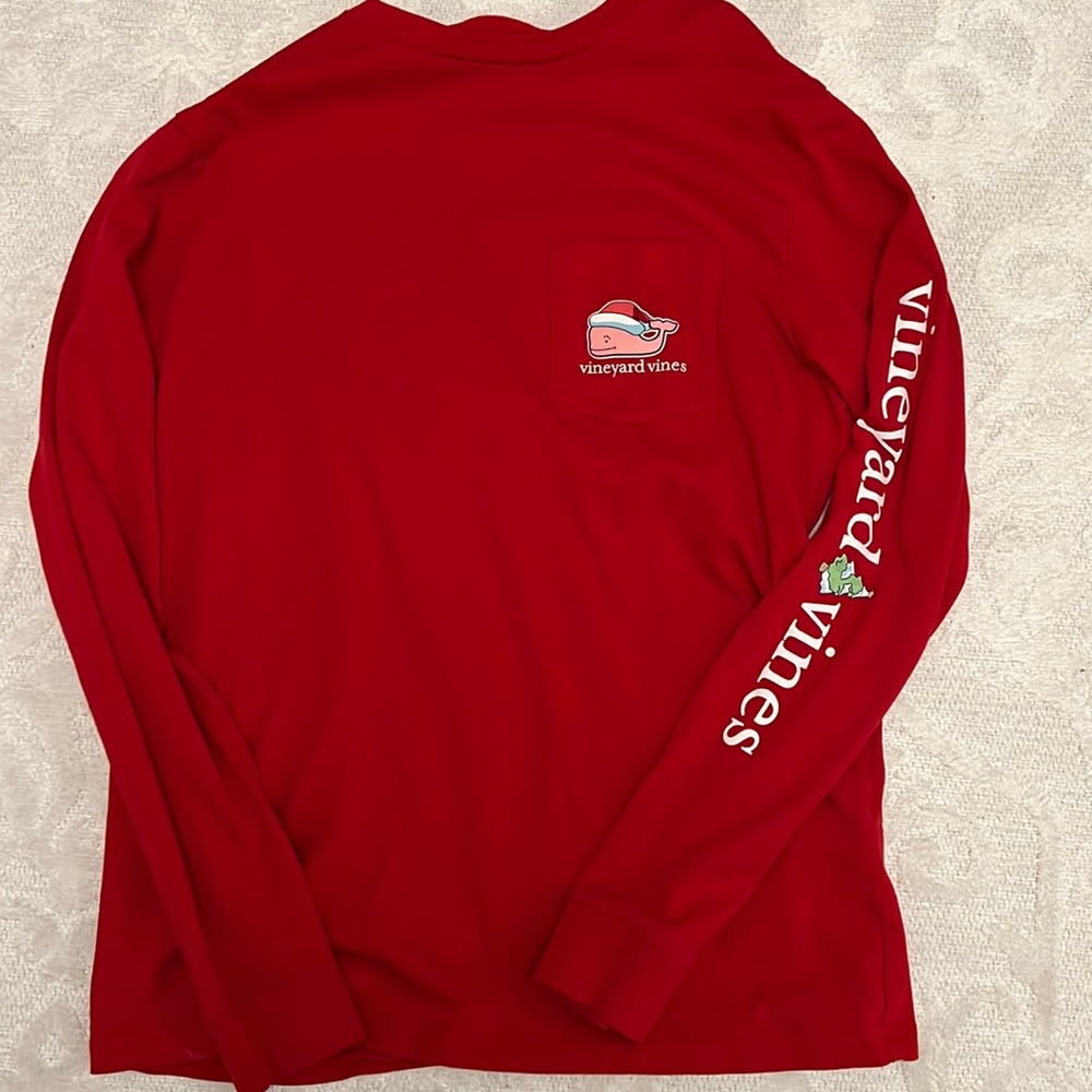 Vines current long sleeve t could be unisex NEW condition!!!!!